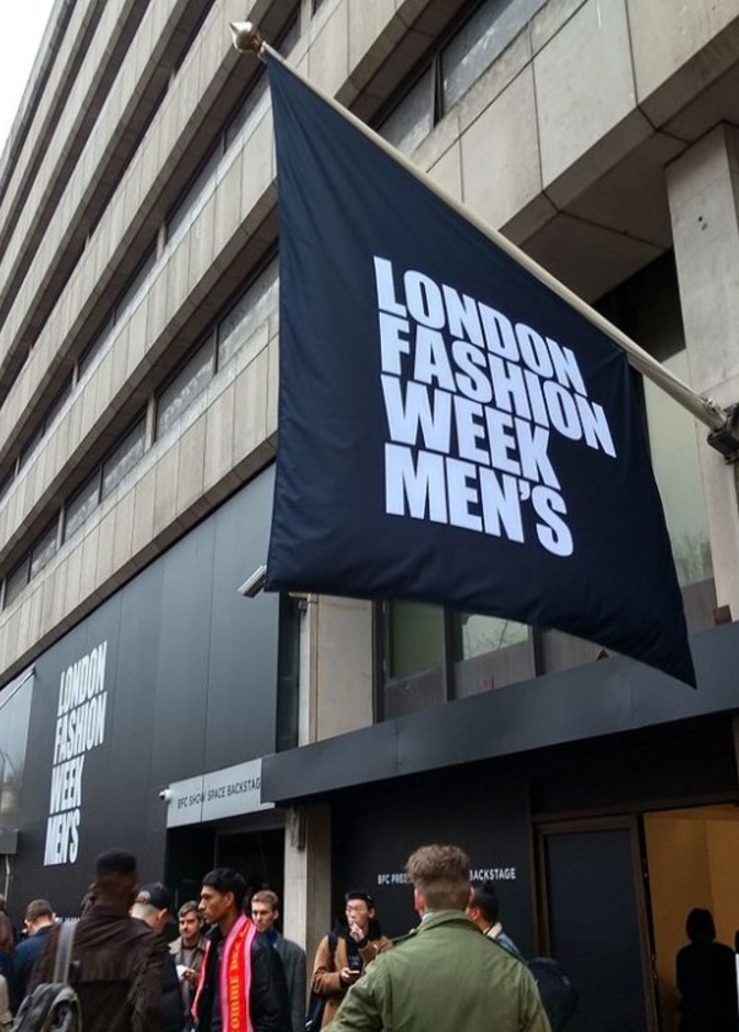 سيتم نشر المحتوى على موقع londonfashionweek.co_.uk