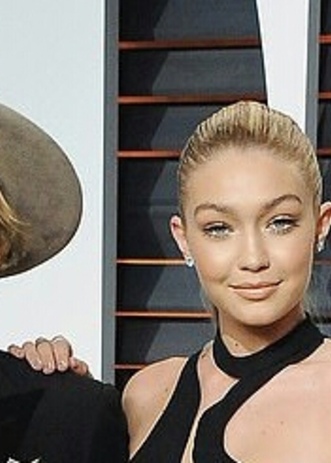 كودي سيمبسون و جيجي حديد 