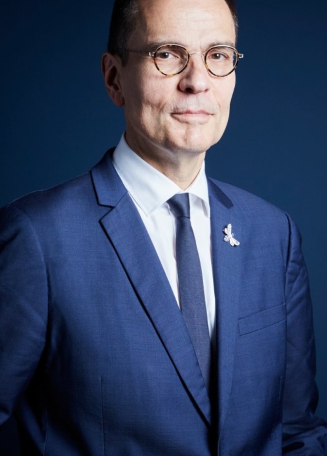 الرئيس التنفيذي "جان-مارك مانسفيلت" Jean-Marc Mansvelt