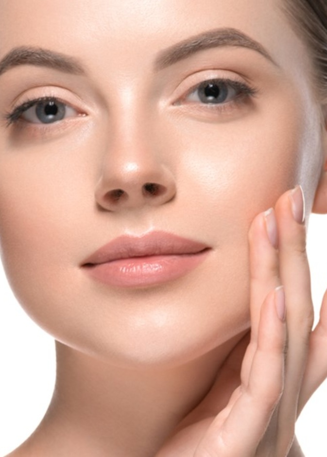 الشوفان ومكونات أخرى لإزالة شعر البشرة الدهنية بدون ألم في المنزل