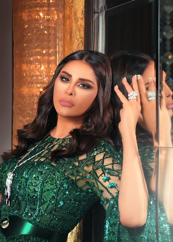 طريقة وضع مكياج سموكي قوي مستوحى من احلام لرمضان 2020