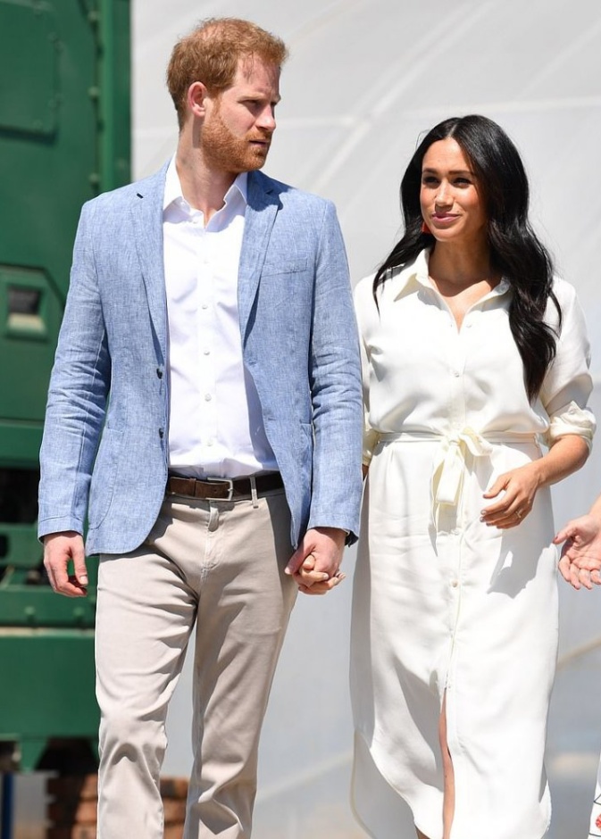 الأمير هاري وميغان ماركل قد يصبحان جيران لتوم هانكس