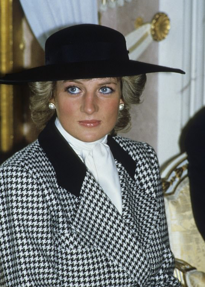 الفيلم وثائقي يعرض مقطع فيديو لم ينشر من قبل للأميرة ديانا