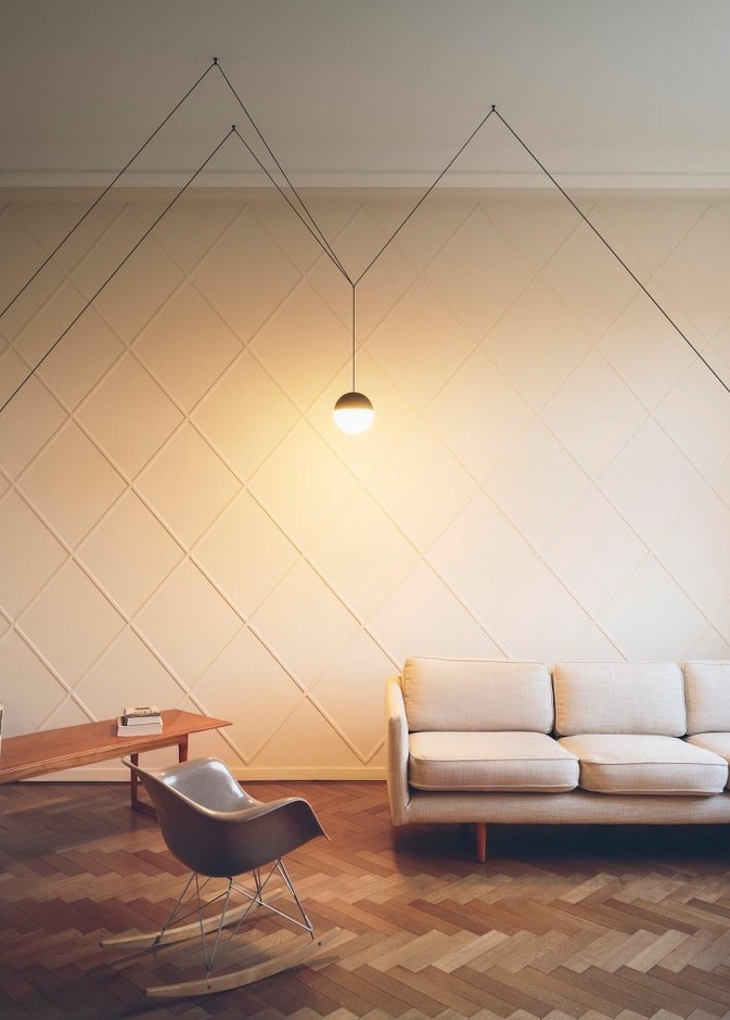  إنارة بسيطة لغرفة معيشة عصرية