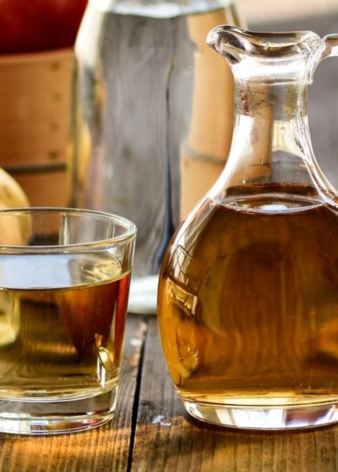  شرب خل التفاح على الريق