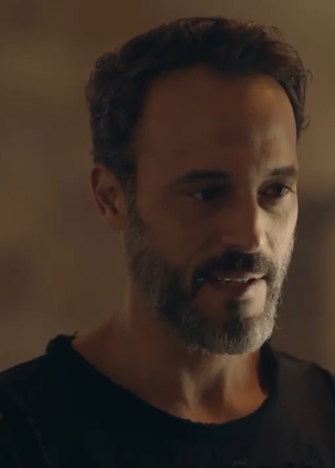 يوسف الشريف