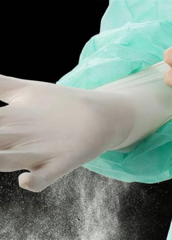  ماهي الطريقة الصحيحة لارتداء القفازات لتجنب عدوى كورونا