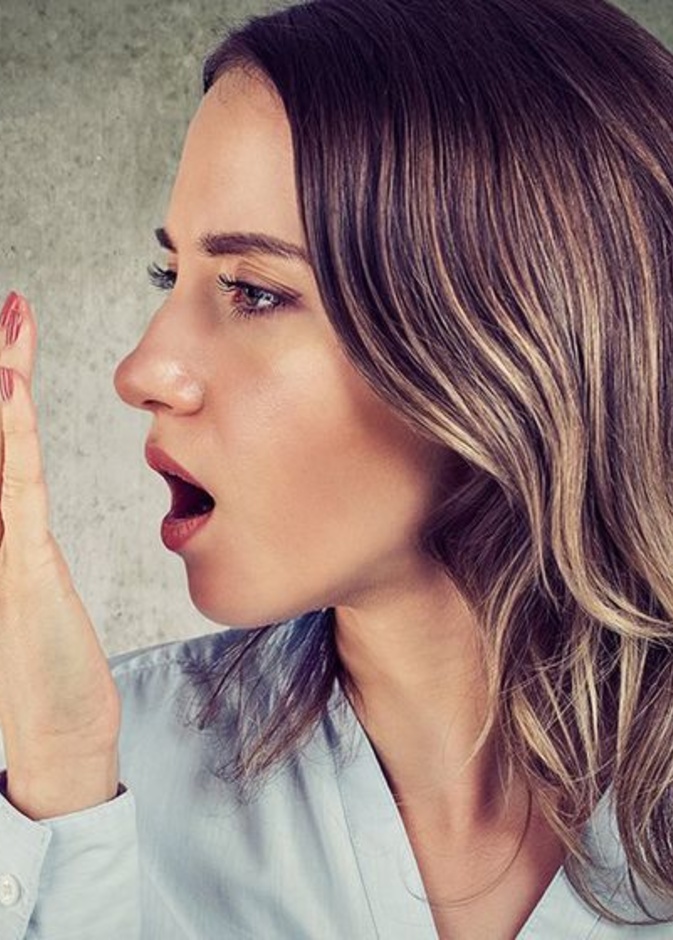 نصائح فعالة للتخلص من رائحة الفم الكريهة في رمضان
