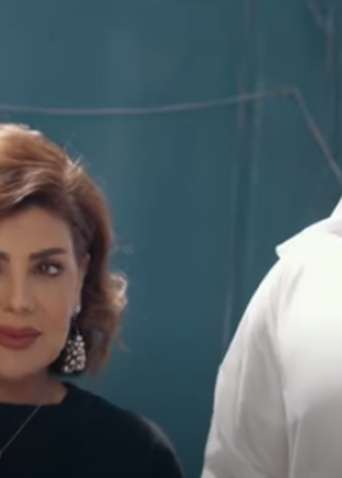 الكون في كفة