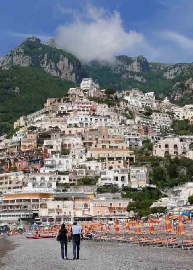  بوسيتانو من أشهر الوجهات الاوروبية الرومانسية