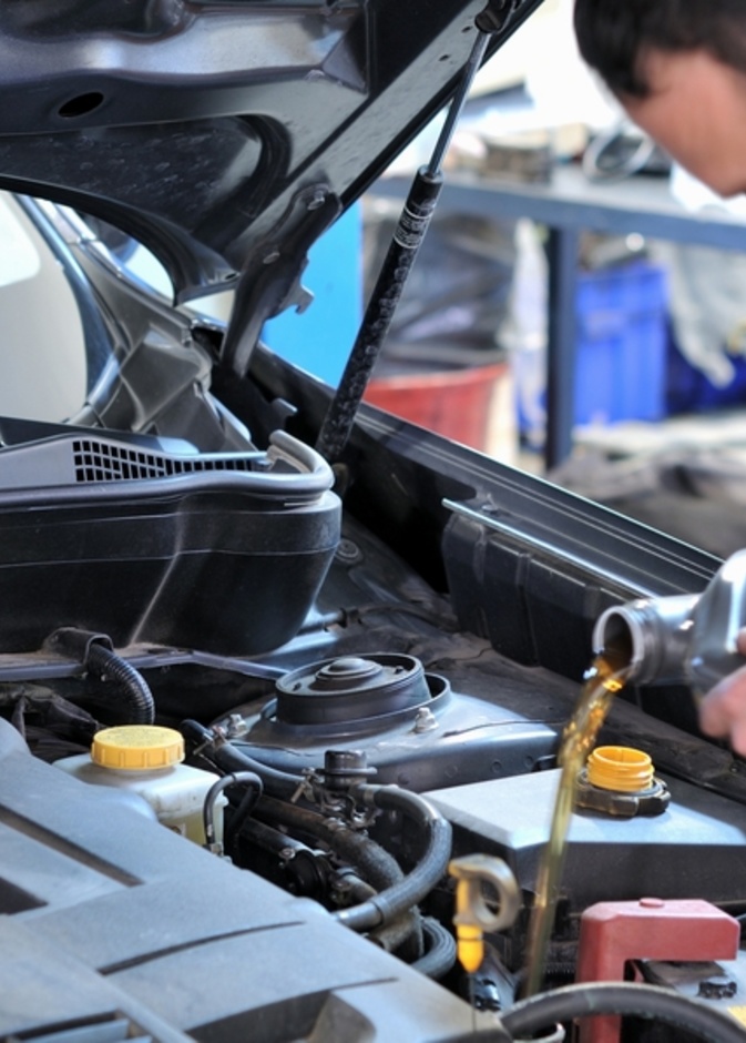  تغيير زيت المحرك