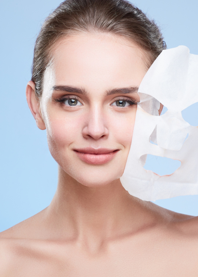 7 خلطات طبيعية لشد الوجه المترهل وإزالة التجاعيد