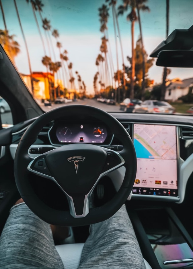 تسيلا تؤجل إنتاج سيارتها الرياضية إلى 2022 بواسطة Roberto Nickson