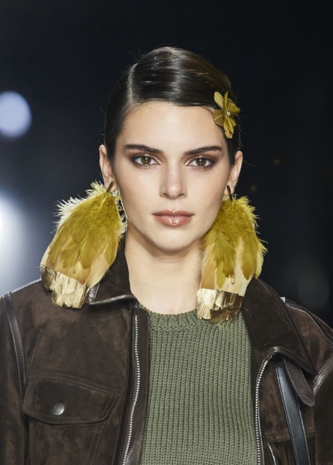 مكياج عيون ذهبي أجدد صيحات الجمال في عيد الفطر 2020