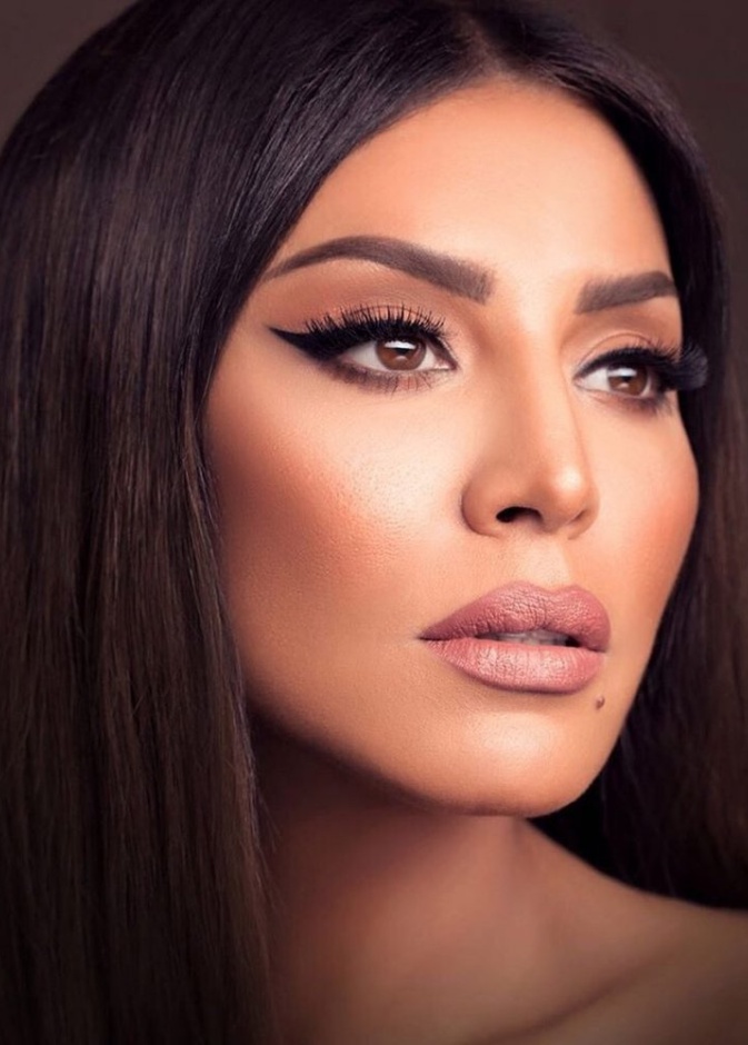 امل بوشوشة بطلة مسلسل النحات واساليب مكياجها