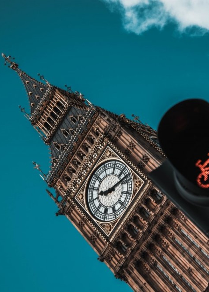 برج ساعة بيغ بن Big Ben، بريطانيا بواسطة Victor Hernandez