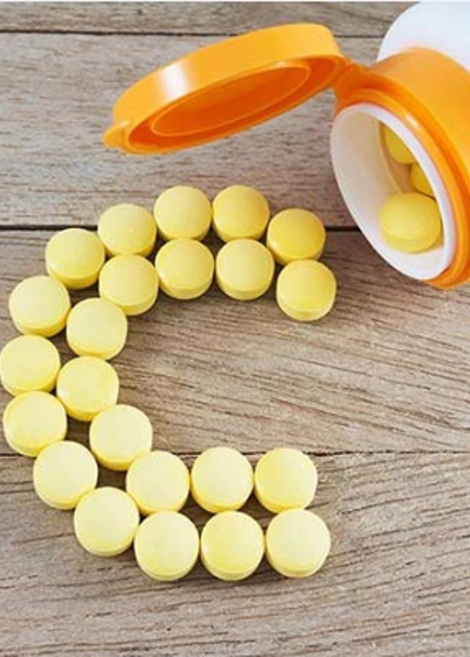 هل فيتامين سي يعالج فيروس كورونا الجديد