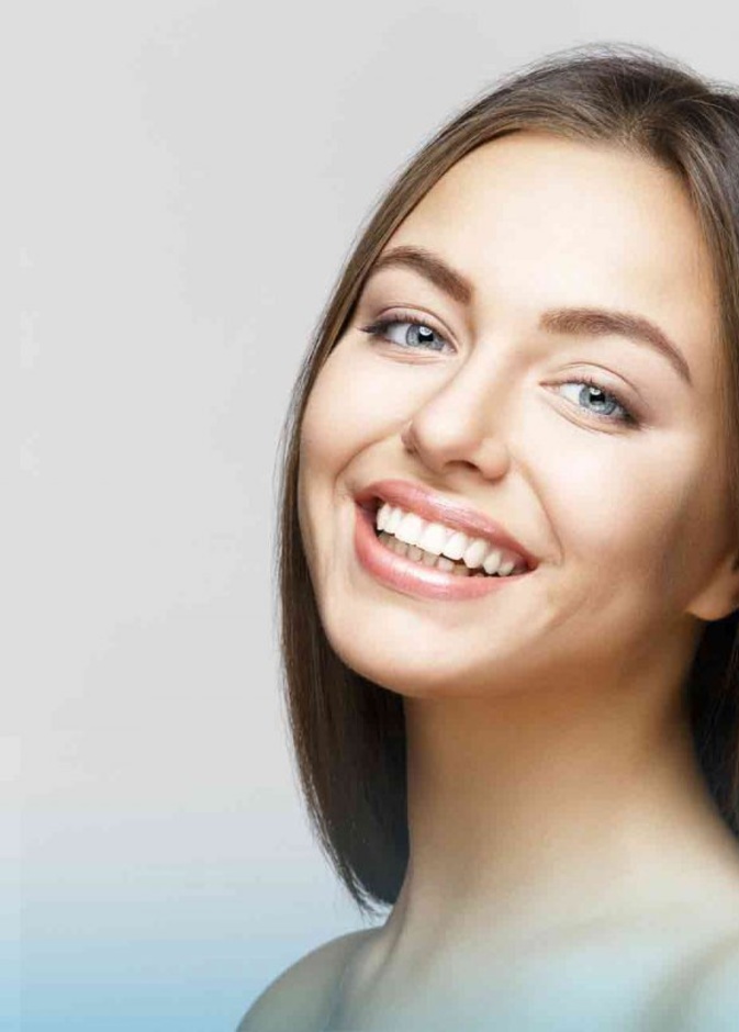  تخلصي من اللثة الزائدة بالليزر واحصلي على ابتسامة ساحرة