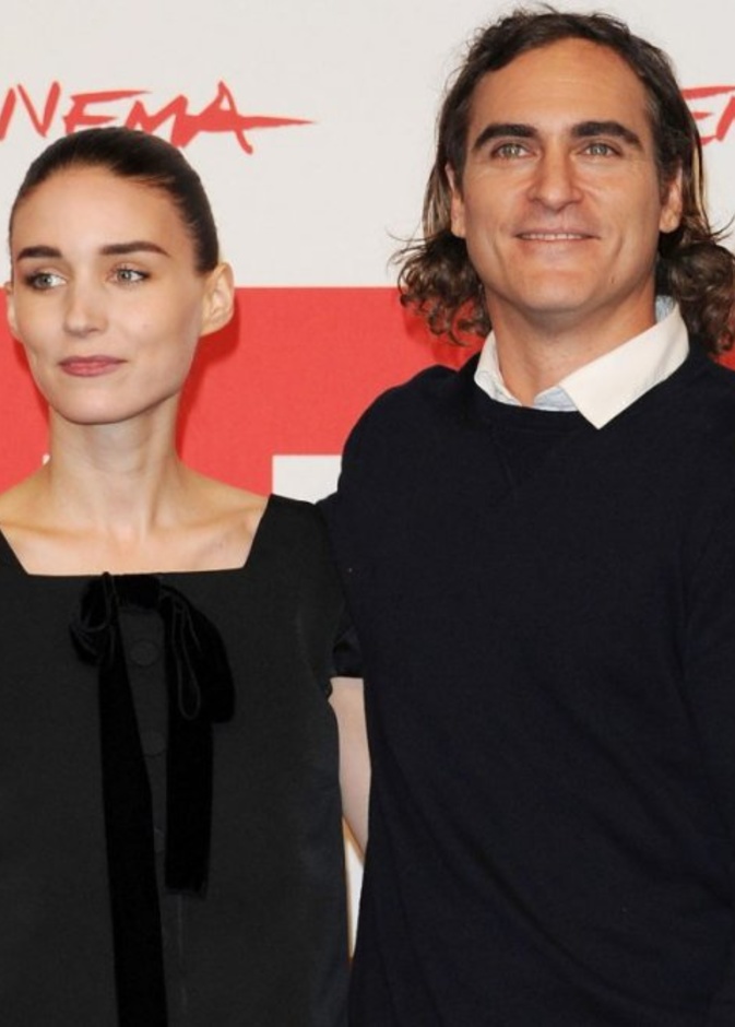 واكين فينيكس وروني مارا