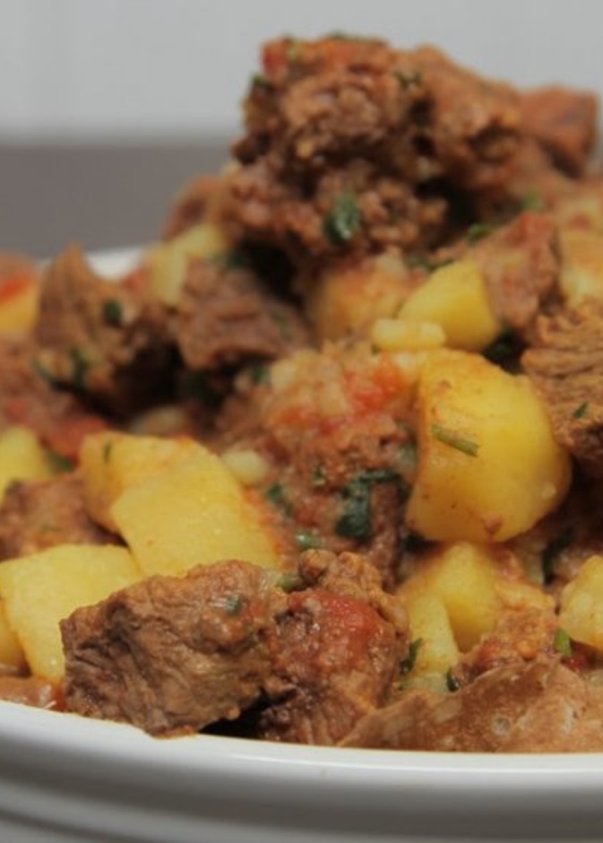 الثريد اشهر اكلة شعبية لعيد الفطر في الامارات