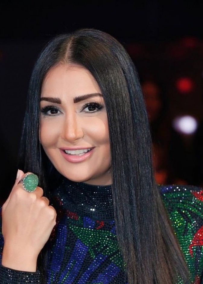 تغيير واضح في ملامح غادة عبد الرازق بعد نفخ خدودها وشفاهها