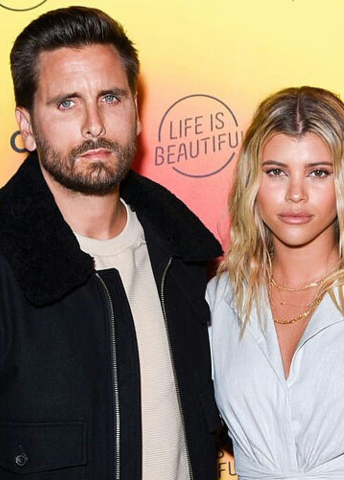 سكوت ديسيك و صوفيا ريتشي 