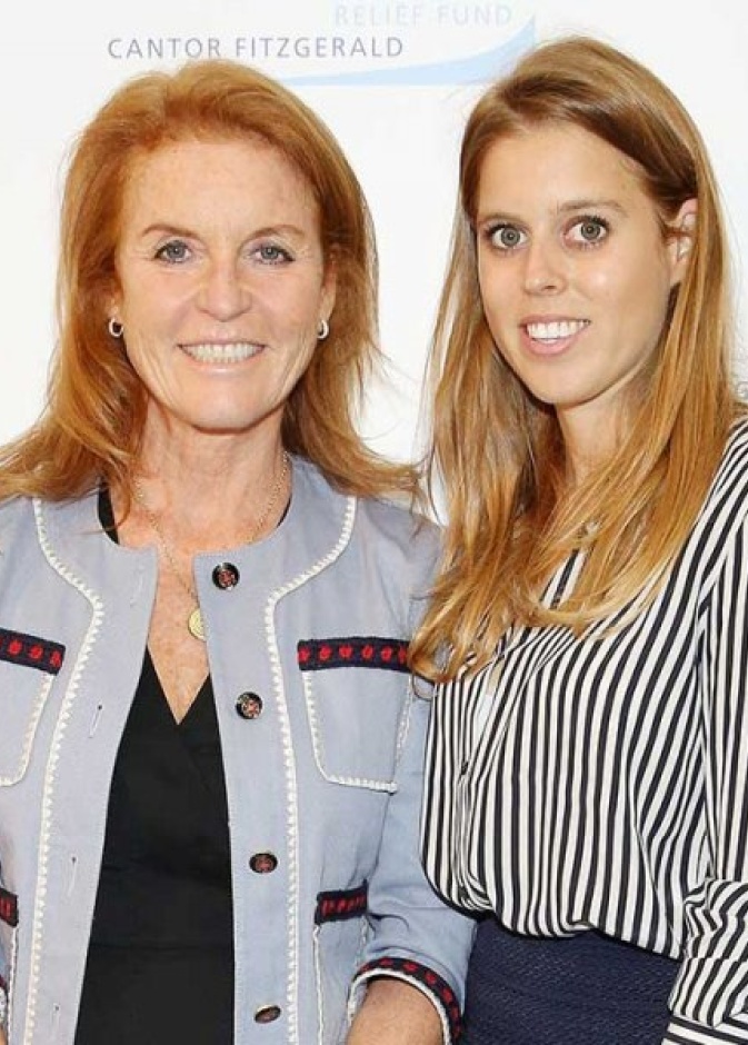 دوقة يورك توجه رسالة لابنتها الأميرة بياتريس