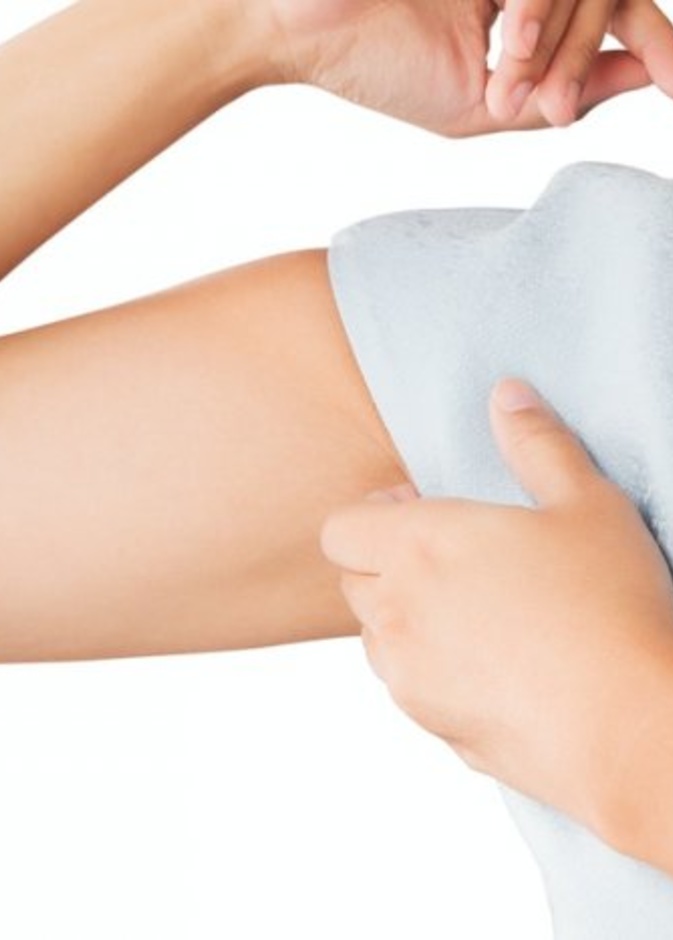 اعراض التهاب الغدد العرقية القيحي