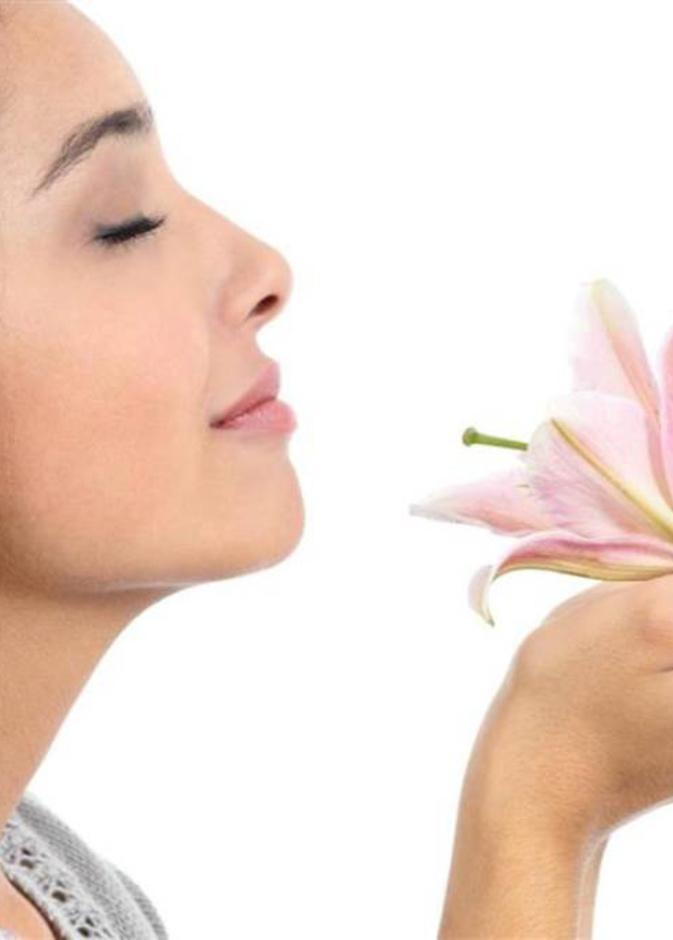 هل فقدان حاسة الشم من اعراض فيروس كورونا الجديد