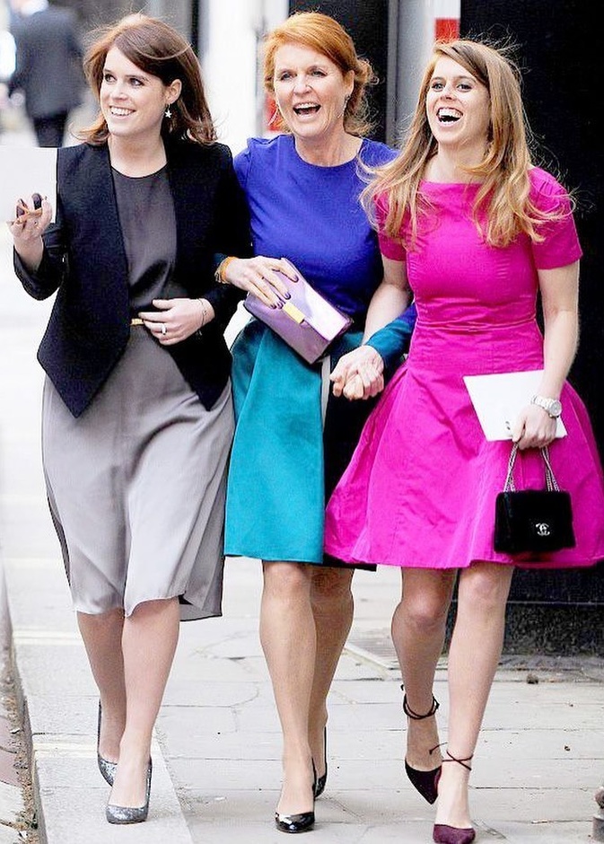 سارة فيرغسون توجه رسالة مؤثرة لابنتيها لهذا السبب