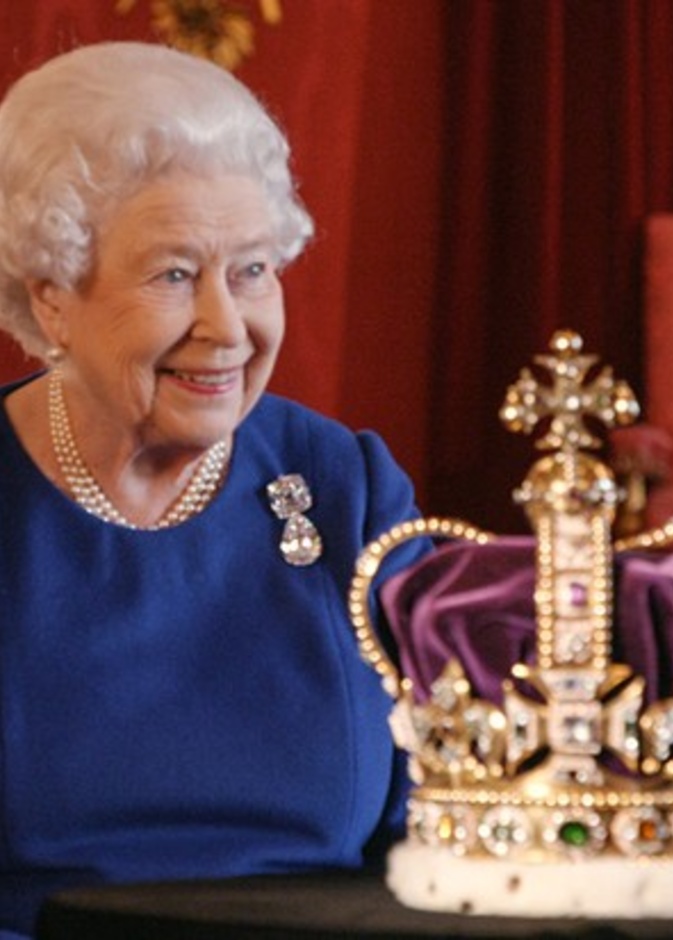 الأفلام الوثائقية كما روتها الملكة إليزابيث وعائلتها المالكة