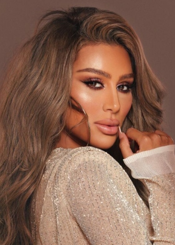  كيف تغيرت ملامح مايا دياب بعد خضوعها لعملية تجميل الحنك