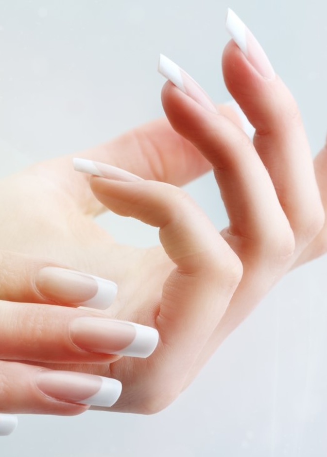 فوائد زيت النعناع لعلاج مشكلات الاظافر وكيفية استخدامه