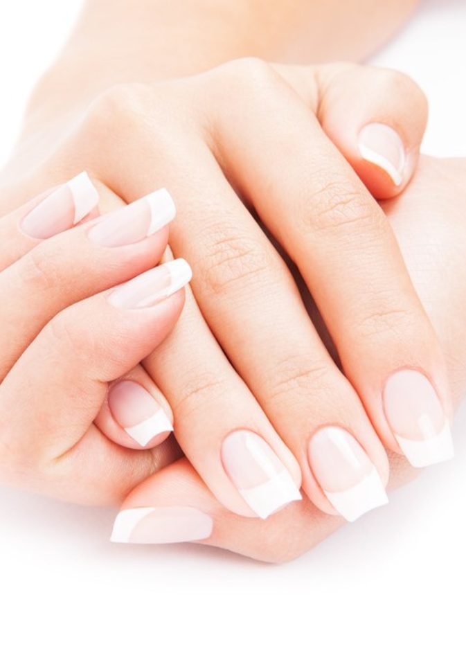 خلطات طبيعية لعلاج تكسر الاظافر وتشققها