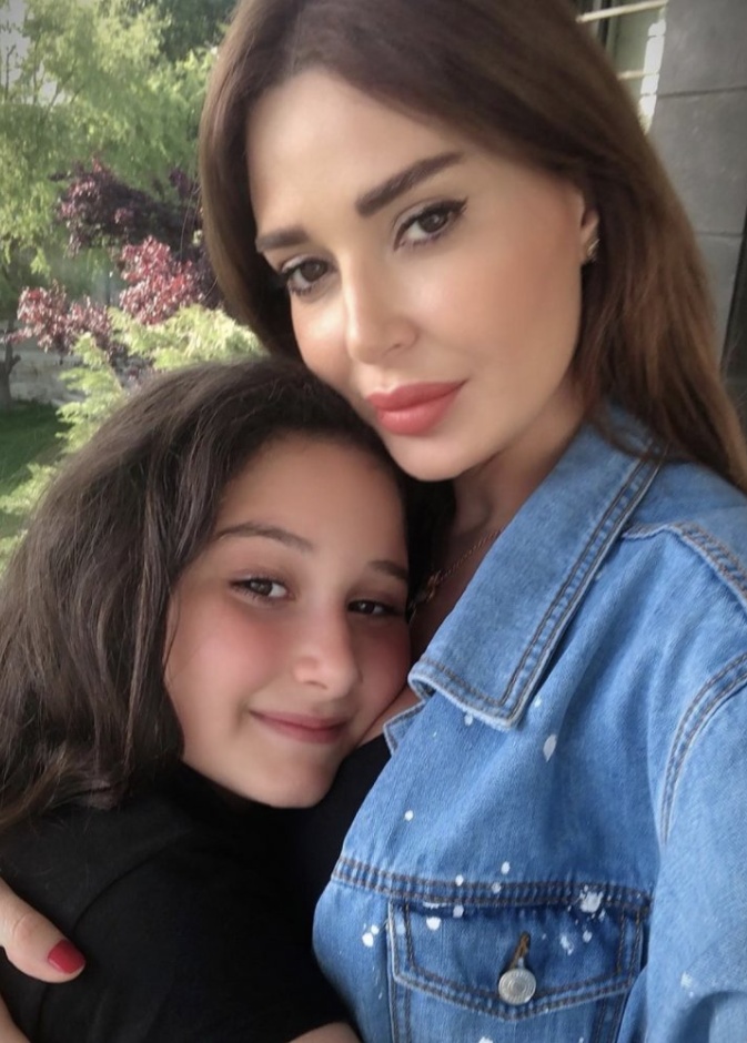 سيرين عبد النور برفقة ابنتها تاليا في عيد ميلادها التاسع