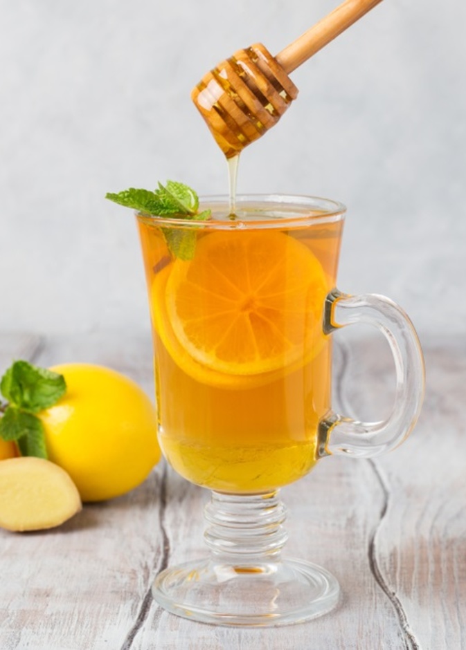 فوائد الليمون مع العسل على الريق