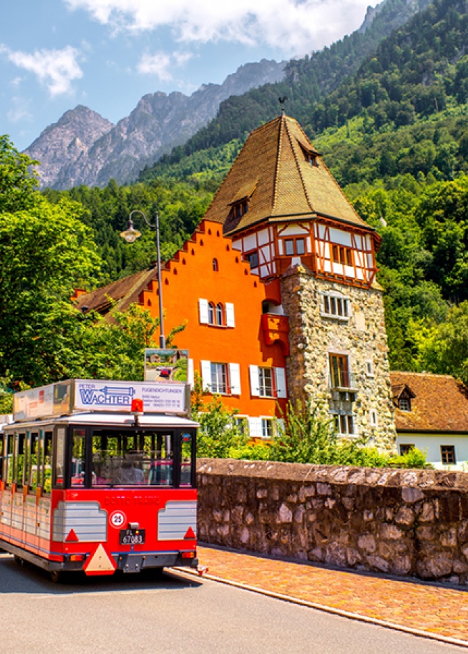 ليختنشتاين Liechtenstein .. إمارة ملكية بين أحضان جبال الألب الرائعة