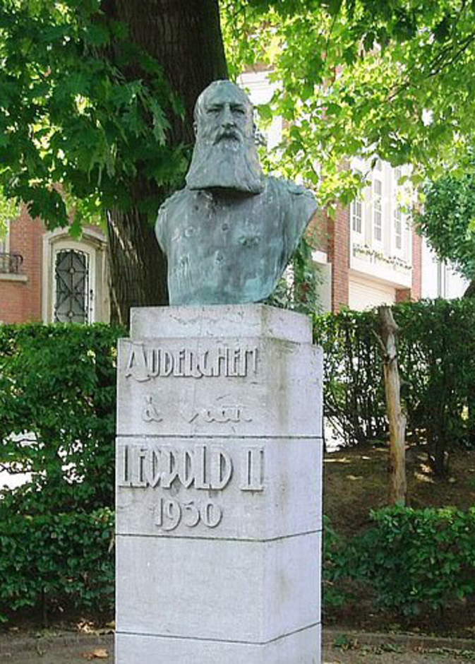 تمثال الملك ليوبود الثاني