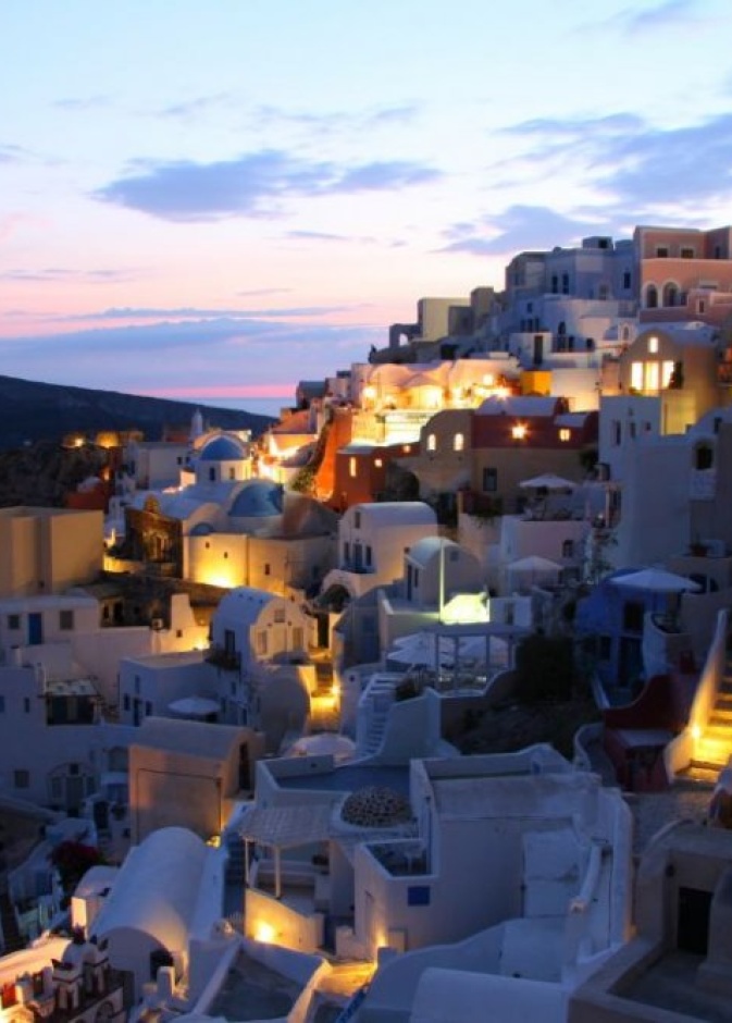 جزيرة سانتوريني الساحرة بواسطة kasabubu