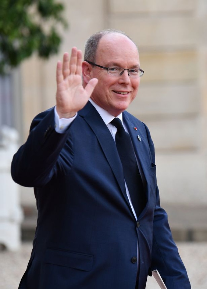 من هو أمير موناكو وكم تقدر ثروته؟