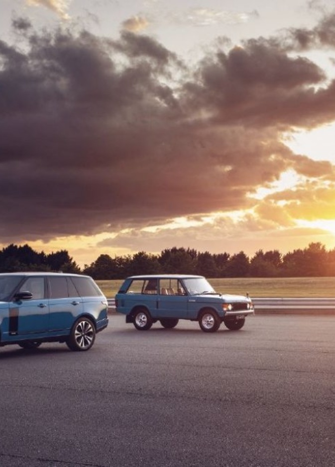 رينج روڤر تحتفل بخمسين عاماً من الابتكار والفخامة على كل التضاريس عبر إصدار حصري جديد