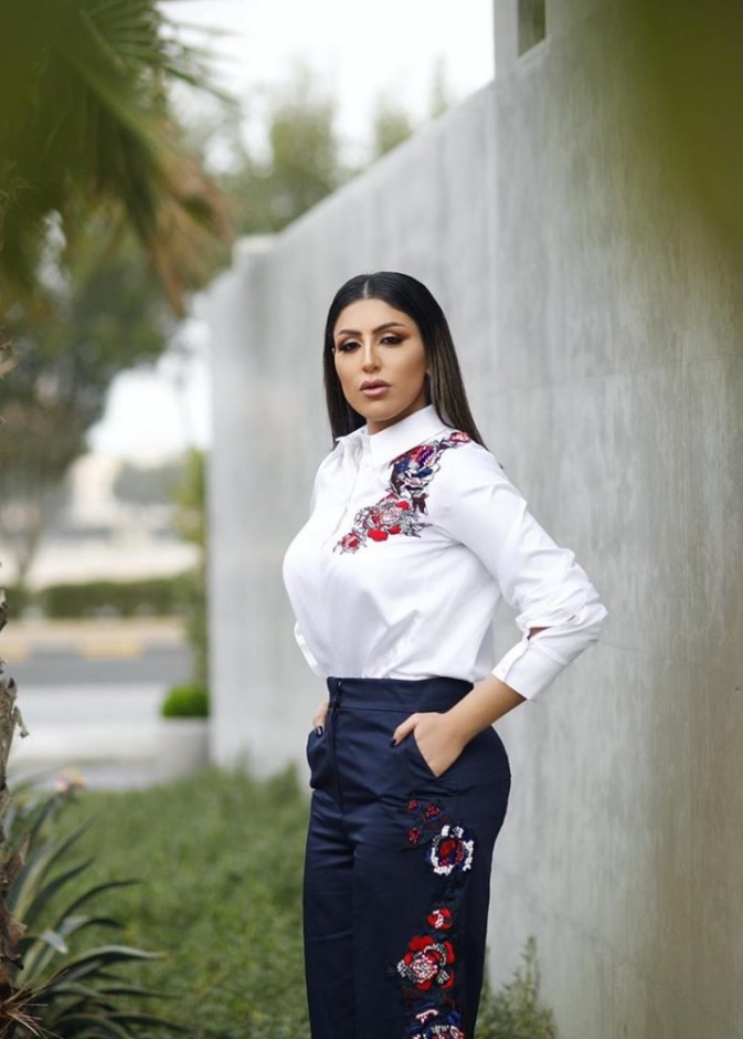  دانا الطويرش يتابعها أكثر من 2.3 مليون شخص على انستقرام