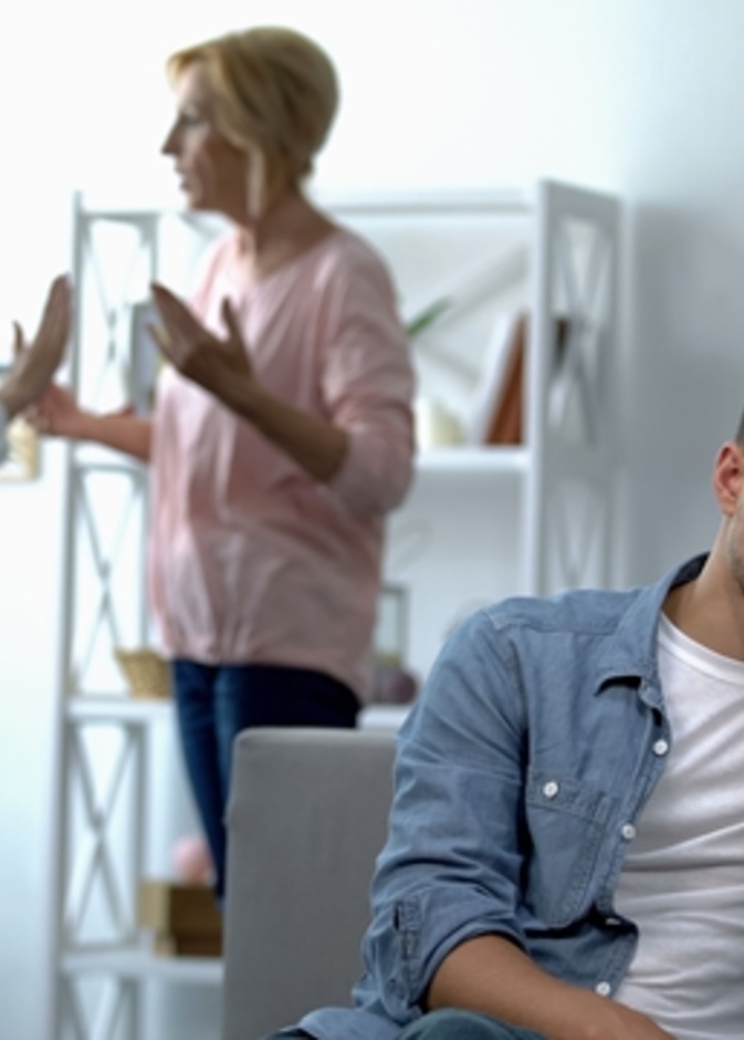 كيف أتعامل مع الزوج الغيورين