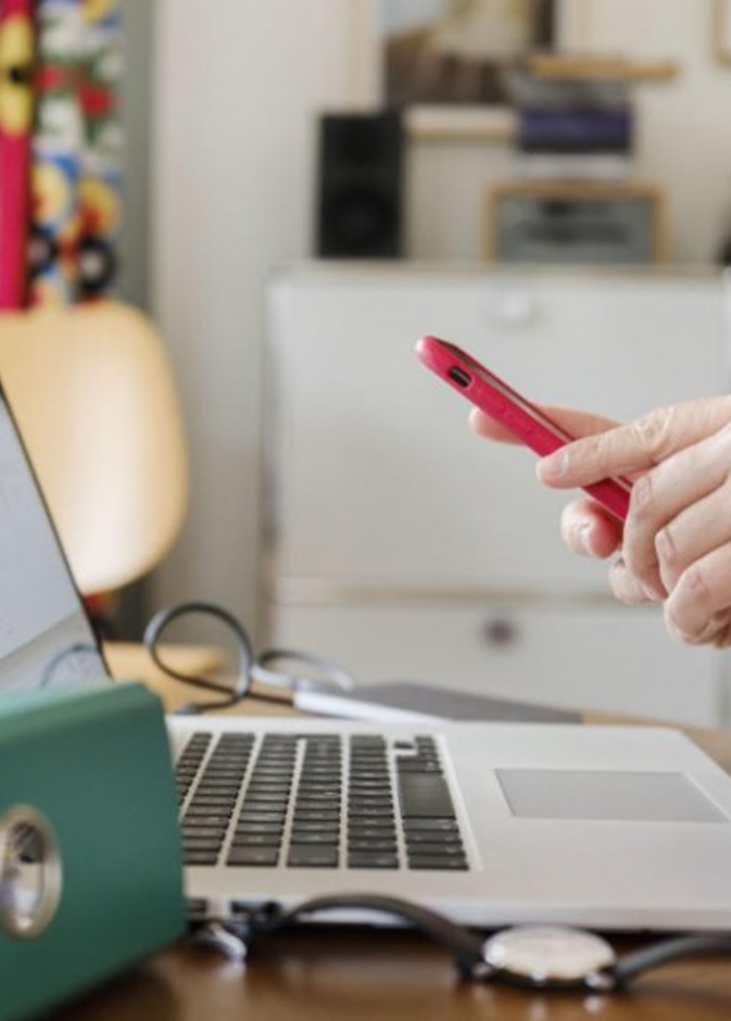 أضرار العمل من المنزل على الصحة العقلية