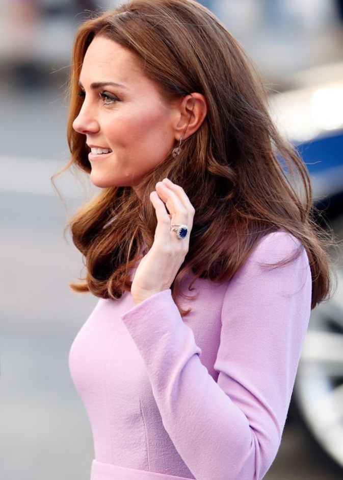 ما سر ارتداء كيت ميدلتون 3 خواتم في الإصبع نفسه؟