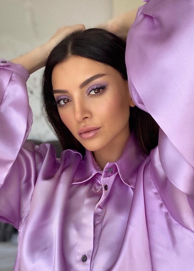 احدث صيحات المكياج البنفسجي الصيفي والساحر من وحي ناتالي فنج
