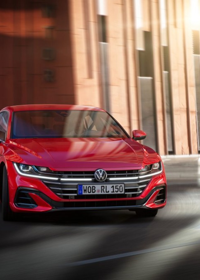 فولكس فاغن تتيح طلب السيارات بأنظمة الدفع الأمامي والرباعي