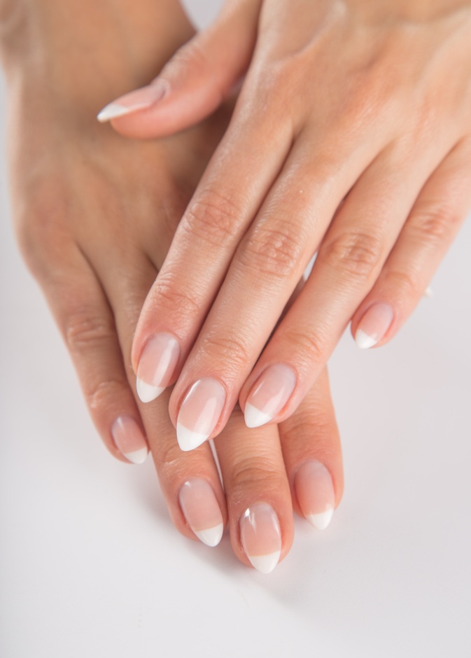 فوائد زيت المانجو للعناية بالاظافر