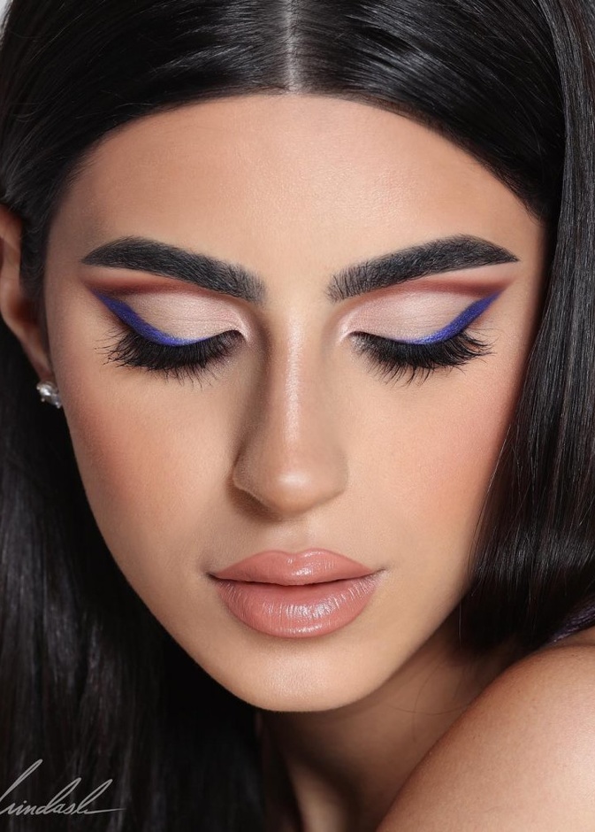 ديما شيخلي بمكياج هنداش