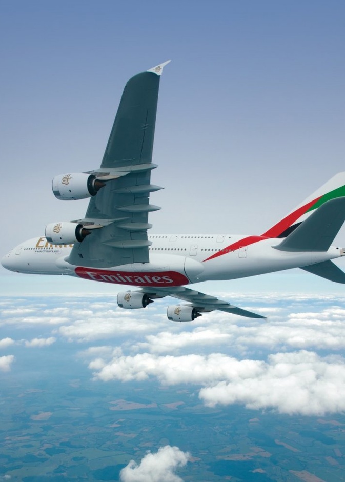 طيران الإمارات أكثر من 1.9 مليار درهم إلى عملائها 